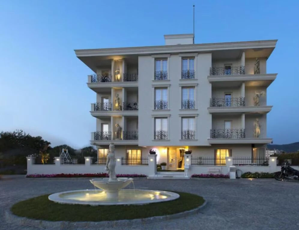 Cella Boutique Hotel